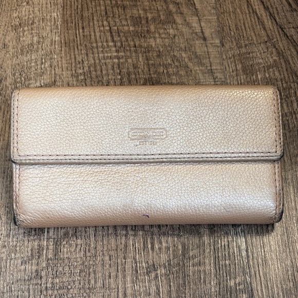 Coach Handbags - Coach Metallic Leather Tan Brown Kisslock Rehab Wallet clutch